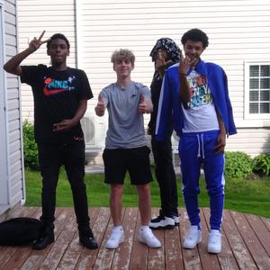 欧美黑人吊丝性爱啪啪啪两根
